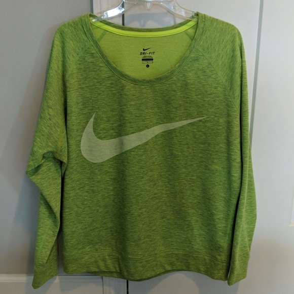 Nike Tops - Nike Dri-Fit Sweatshirt Nike Tops - Nike Dri-Fit Sweatshirt
